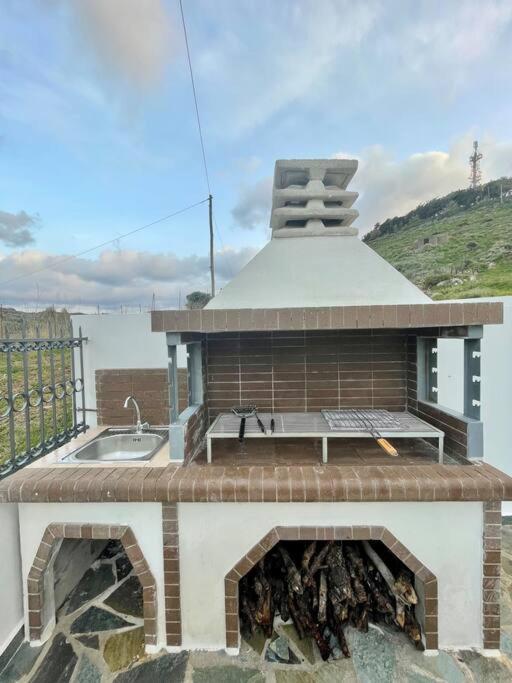 Villa Eftychia Serene Getaway With Hot Tub In A Quiet Location Kissamos Exterior photo