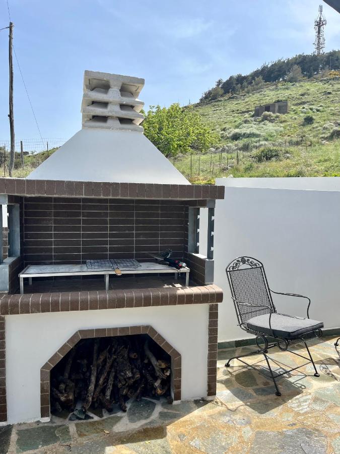Villa Eftychia Serene Getaway With Hot Tub In A Quiet Location Kissamos Exterior photo