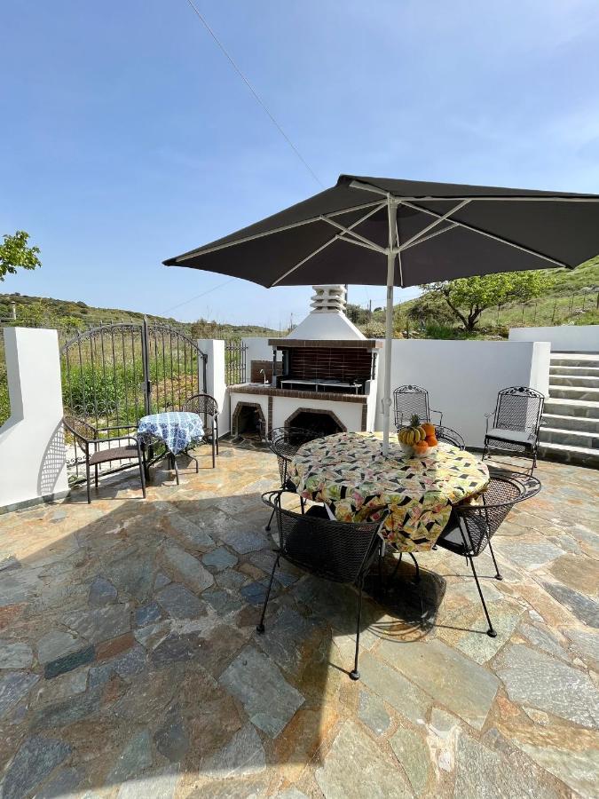 Villa Eftychia Serene Getaway With Hot Tub In A Quiet Location Kissamos Exterior photo